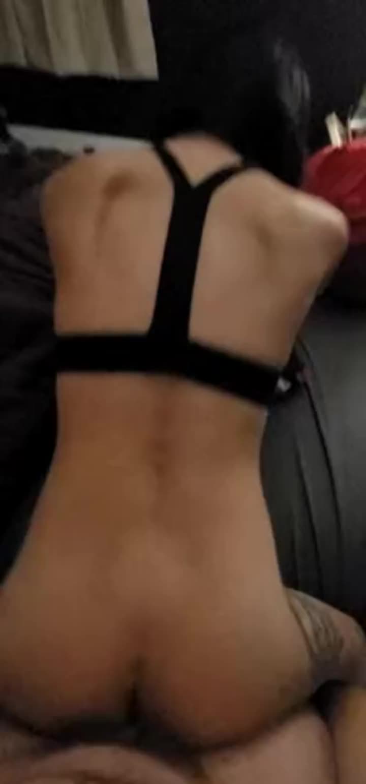 she fucks me so good, she fucks like no other : video clip