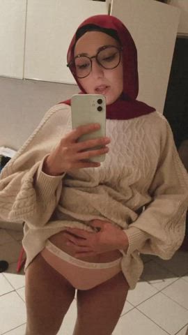 My thicc Arab body is just waiting to get wrecked 💕 : video clip