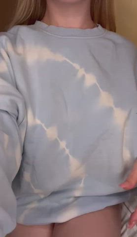 Is there a way I can make your dick hard? : video clip
