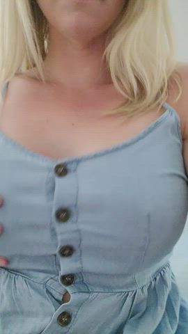 I'm 32 but I'm still tight, would you try me : video clip