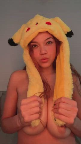 Wild cute boobs have appeared : video clip