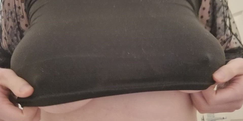 suck on my mommy milkers. : video clip