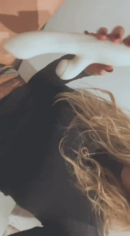How hard do I get you? : video clip