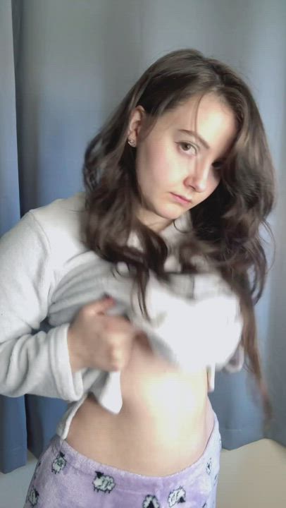 Have a cozy tiddy drop! : video clip