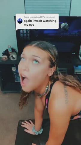 do anybody know who she is ? : video clip