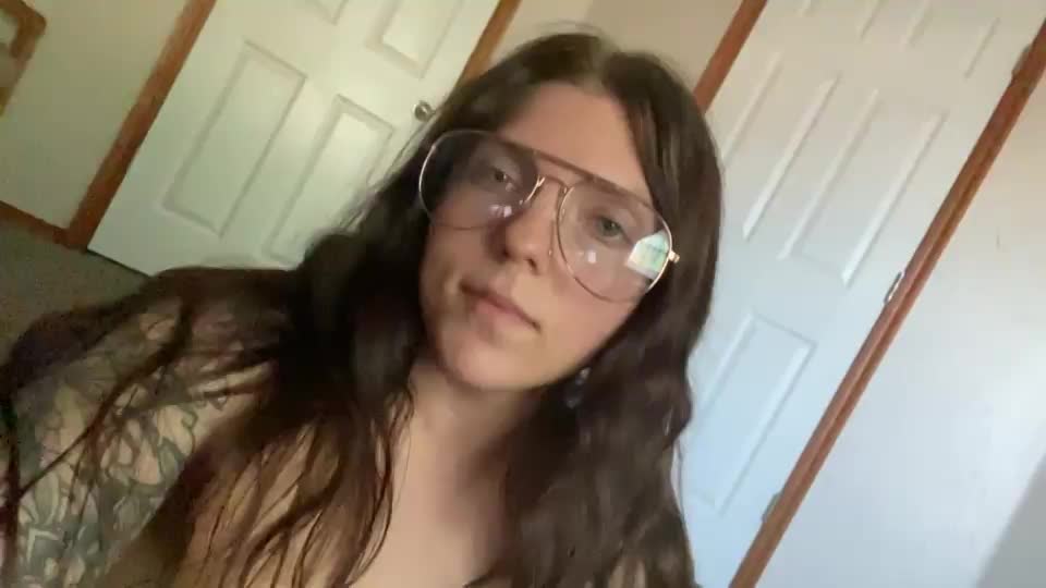 Does anyone eat pussy just for fun? : video clip