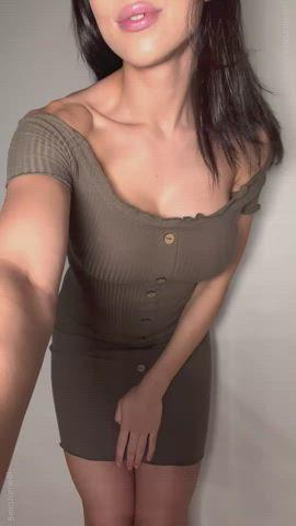 I'm looking for a threesome someone? : video clip
