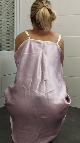 Petite ready for the night ! : video clip