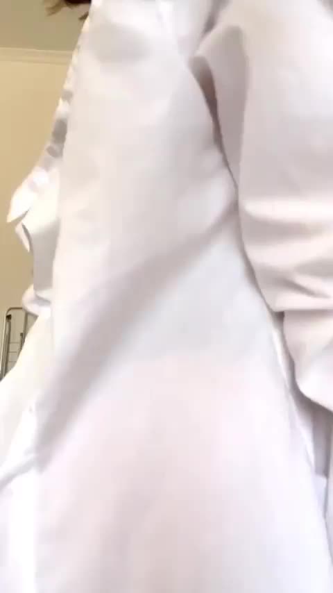 Feast on my titties : video clip