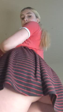 I caught you looking up my skirt : video clip