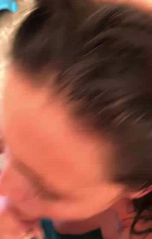 I’m such a little cumslut : video clip