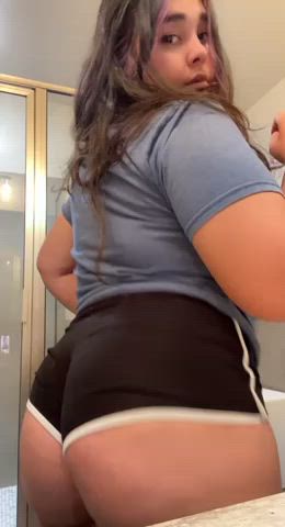 Would you let a Latina legal teen sit on your face? : video clip