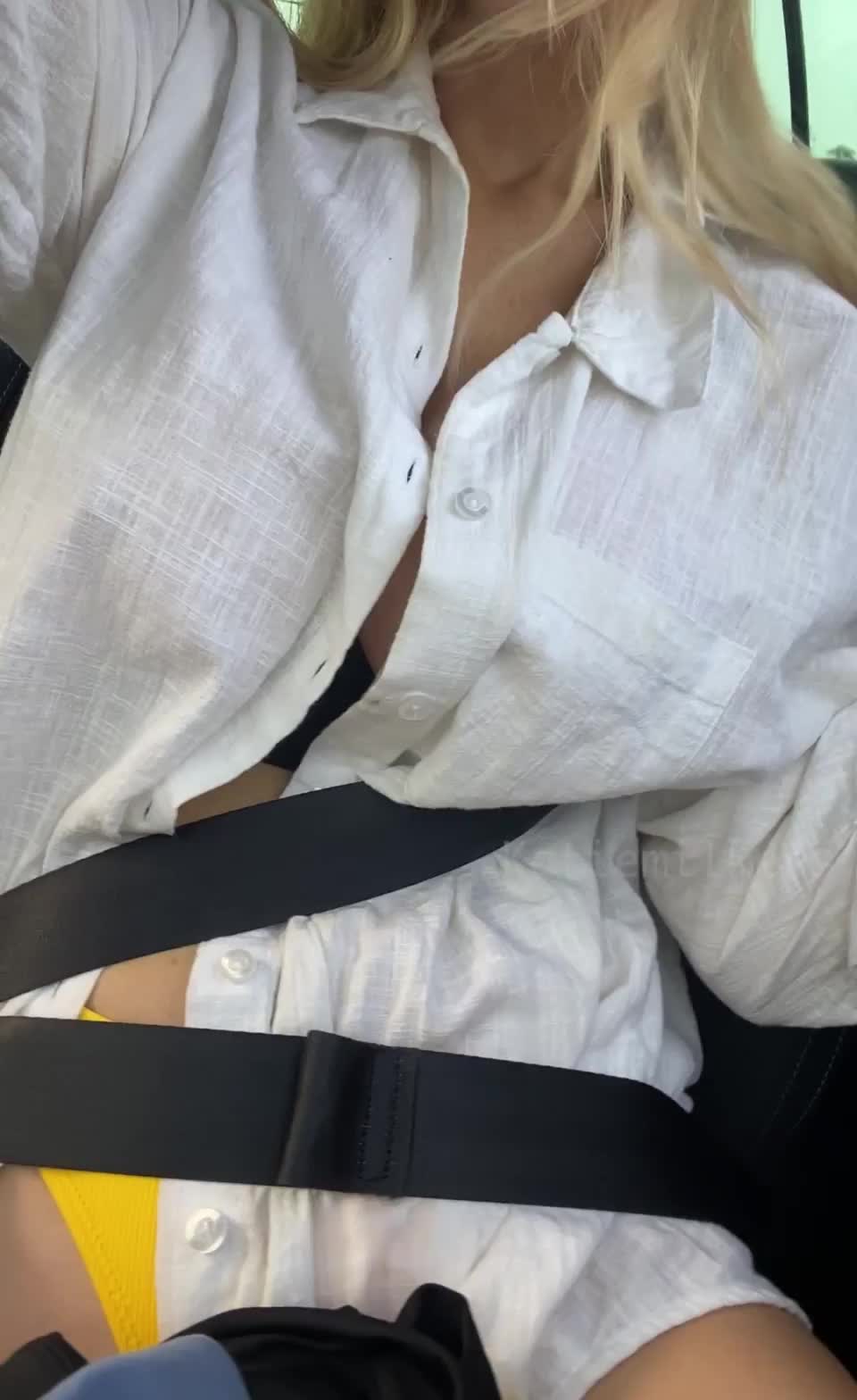 It was a very bouncy and busty ride... 🚗💕 : video clip