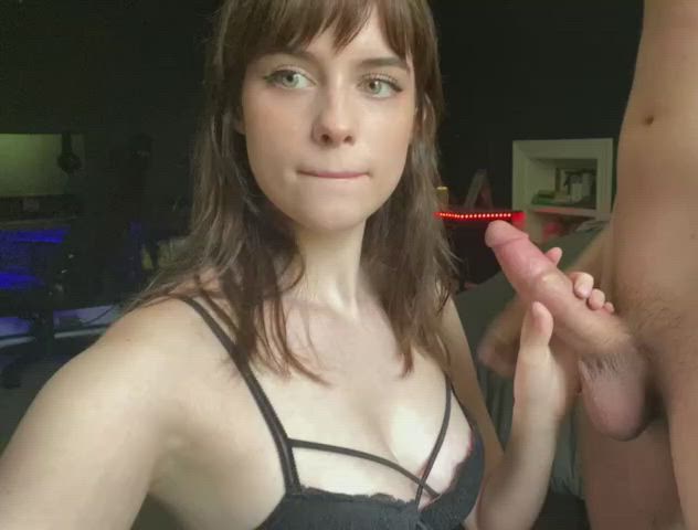 Blowjob Facial Innocent Girl : video clip