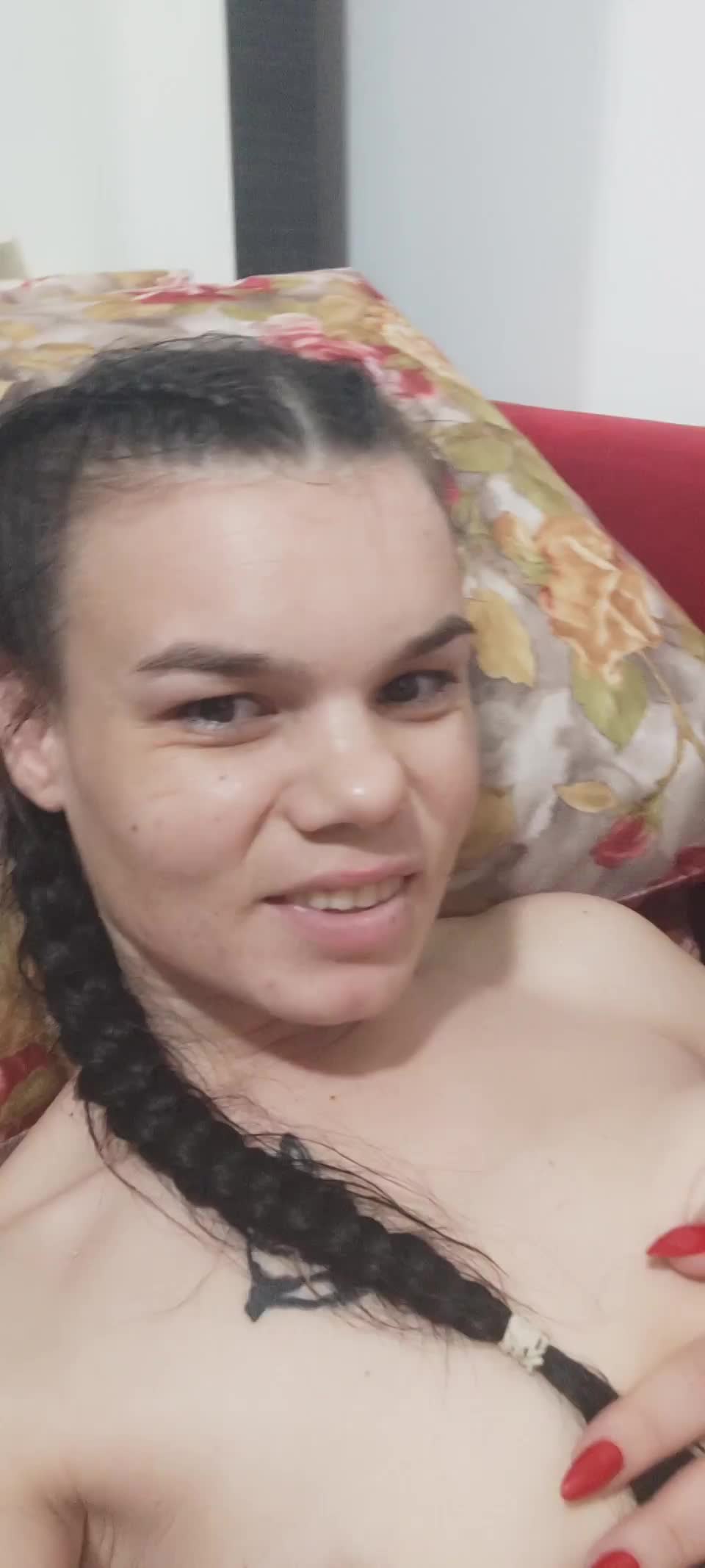 My pussy needs all the attention : video clip