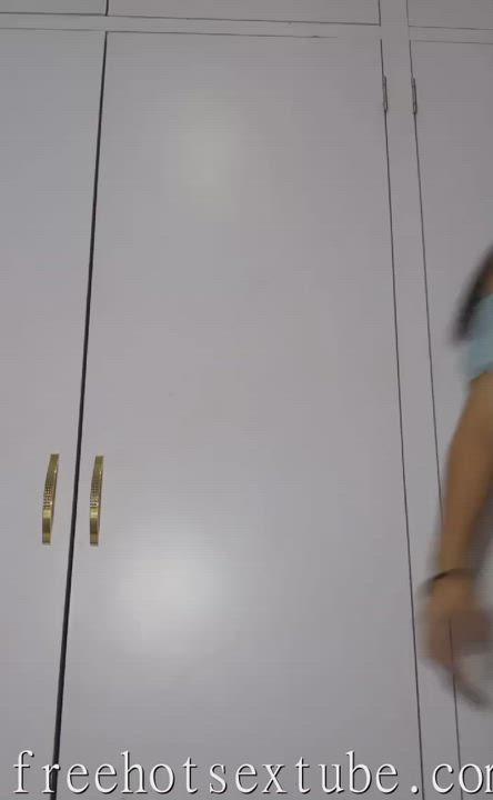 Smile Ass and Legs for You!! : video clip