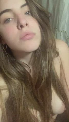 I feel so alone right now... do you want to keep your little girl company : video clip