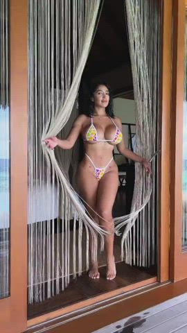 Swallowed up that g string : video clip