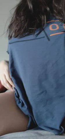 I'm so horny, I can't stop : video clip