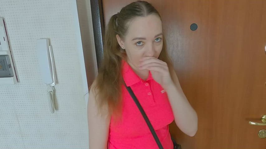 Real Teacher Fucks Student in Mouth In Exchange For Passing The Chemistry Exam : video clip