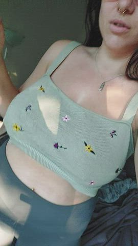 I heard you like boobs : video clip