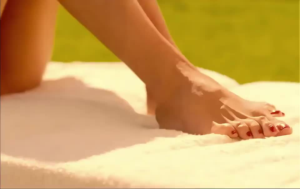 Paulina Andreeva : video clip