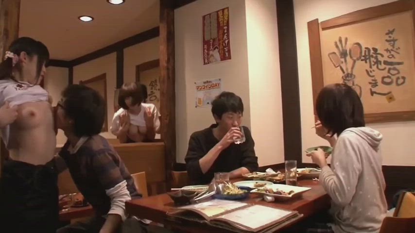 Working at a restaurant. Boooooring! : video clip