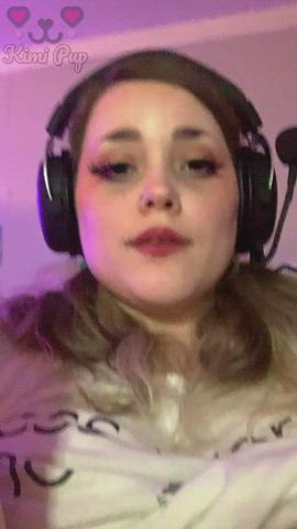 How my pussy looks after an hour of pumping! : video clip