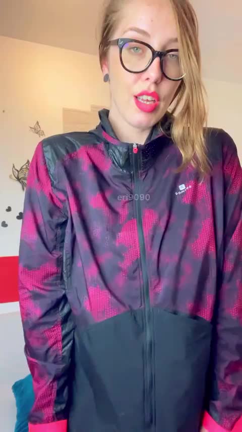 Imagine I do this in front of you, then we will have so much fun! : video clip