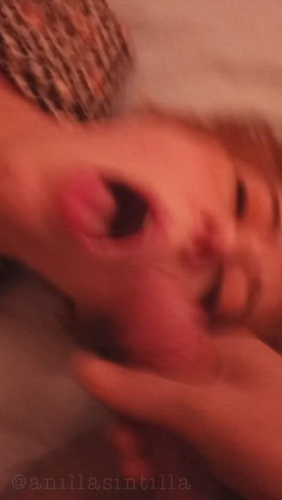 moaning and playing with my pussy as he cums on my face and makes me lick it up 💕💦👅 : video clip