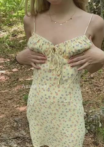 Is there anything better than nature and titties? : video clip