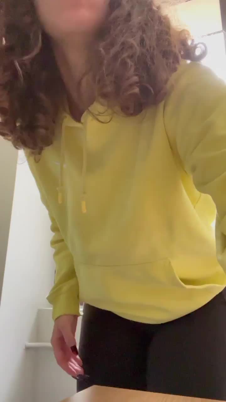 I keep hoping my boss will fuck me there one day : video clip