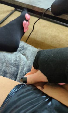 Can I cream on your cock, Daddy? 🥵 : video clip