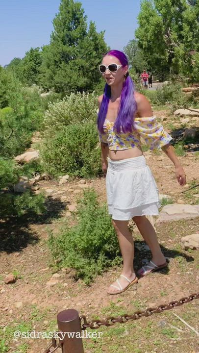 Theres always time for pantiless cartwheels😘 : video clip