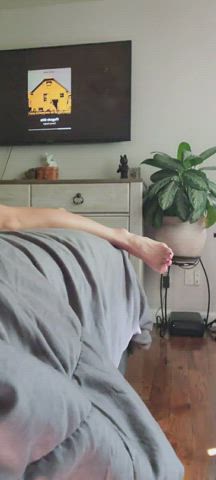 Breed me hard and deep so it start leaking out until hours later : video clip