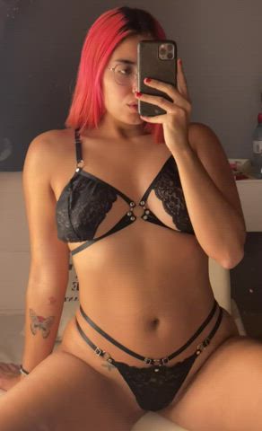 Who will be the lucky one to take off my new lingerie? : video clip