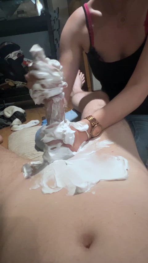 POV Shaving Foam Handjob : video clip