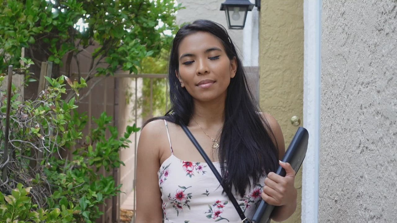 Jada Kai - Sexy Asian Fucks Realtor : video clip