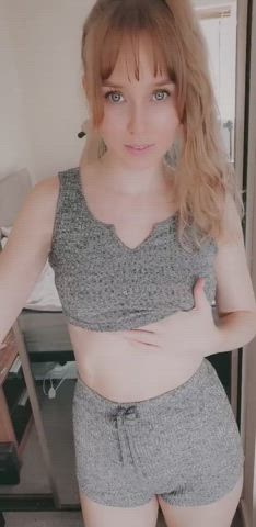 If I was your friend, could you resist fucking my ass? 🙊 : video clip