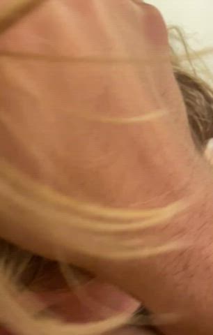 Can’t leave a hard cock alone … : video clip