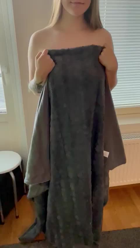 Curvy enough for your liking😏? : video clip