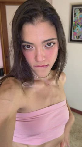 Now that I’m old enough, I would like a mature gentleman with a beard to eat me out. Any takers? : video clip