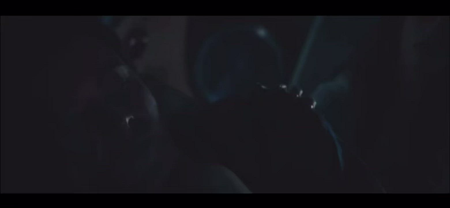Would love for Emilia Clarke to wake up in the middle of the night because she wants to give me a blowjob : video clip