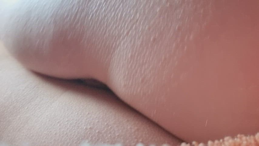 Daddy wanna first lick it or stick it? : video clip