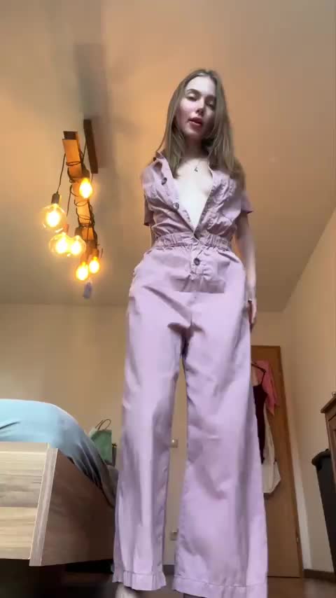 I should wear it properly yeah..but you wouldn’t see what’s under 😈 : video clip