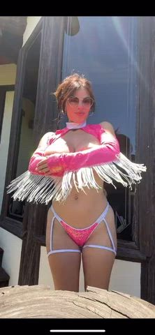 Alexa Pearl massive mommy milkers 👅 : video clip
