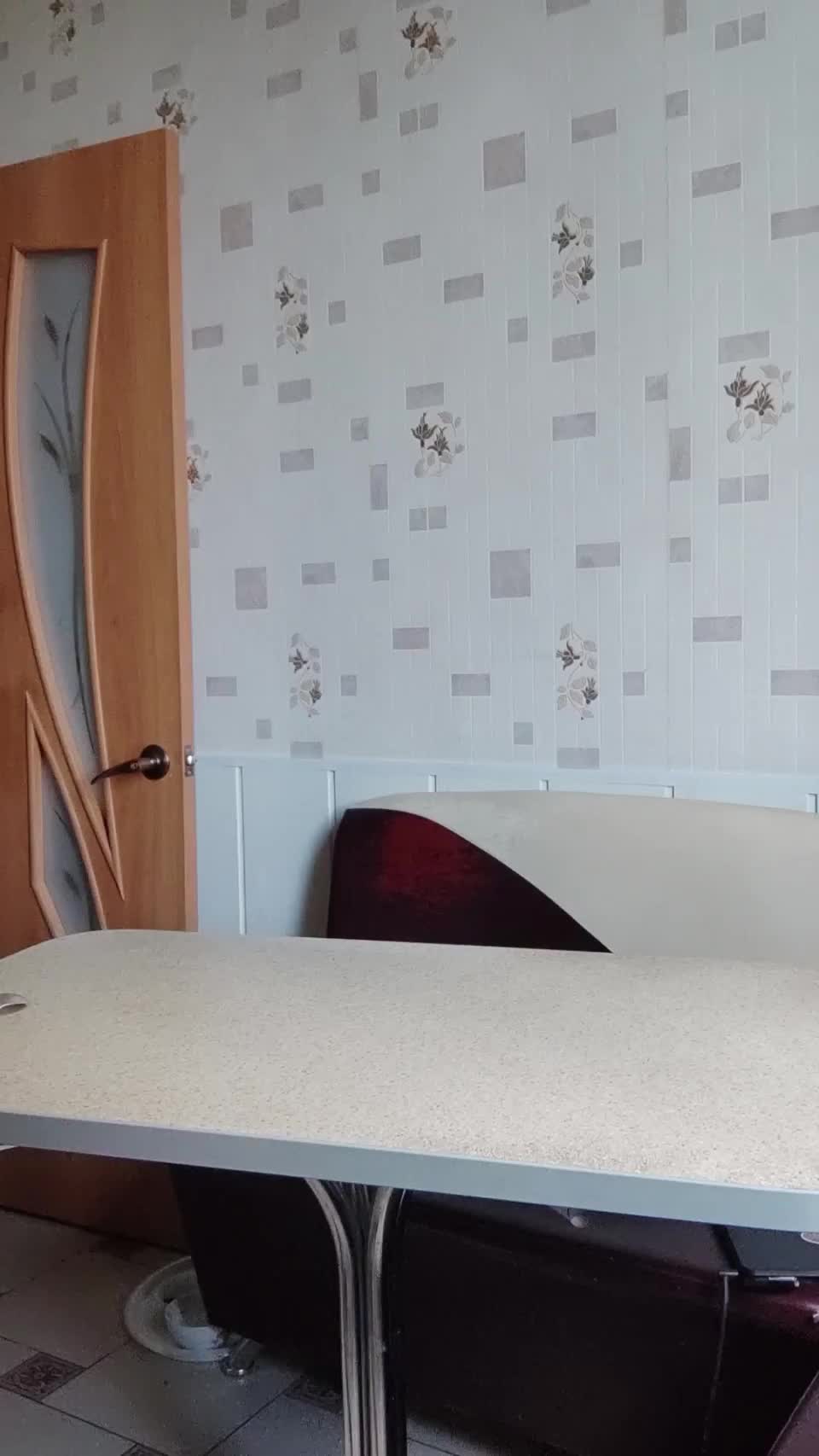 Some thick pale booty for you : video clip