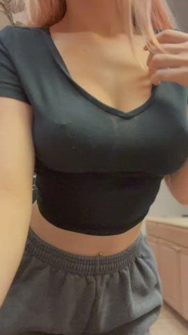 Teen titties 🥰 : video clip
