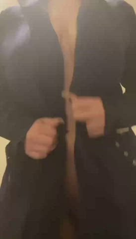 5’1, luscious natural curves & some plump DDDs : video clip