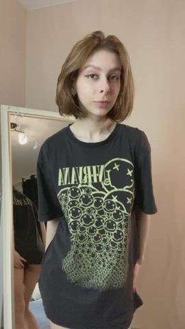 What do you think of my outfit? :) : video clip